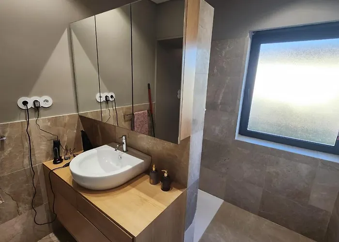 Dream House 1 발렌사